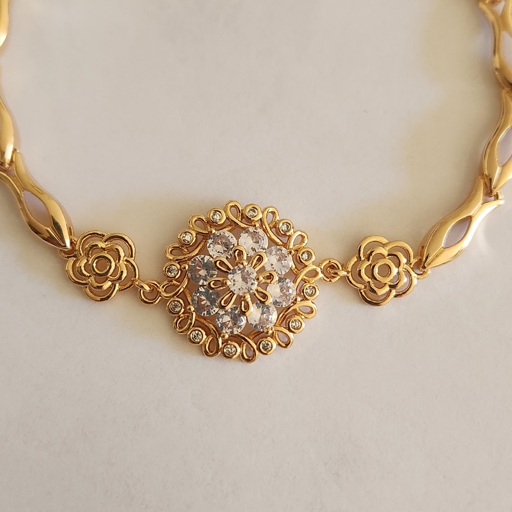 New 18K Gold Plated Diamond Flower Bracelet for Women - Picture 8 of 9